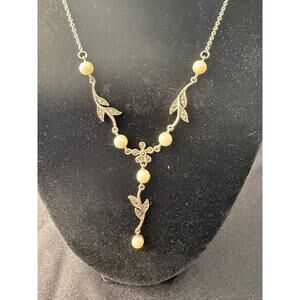 Sterling Silver 925 Marcasite Pearl Flower Leaf Lariate design 16” necklace